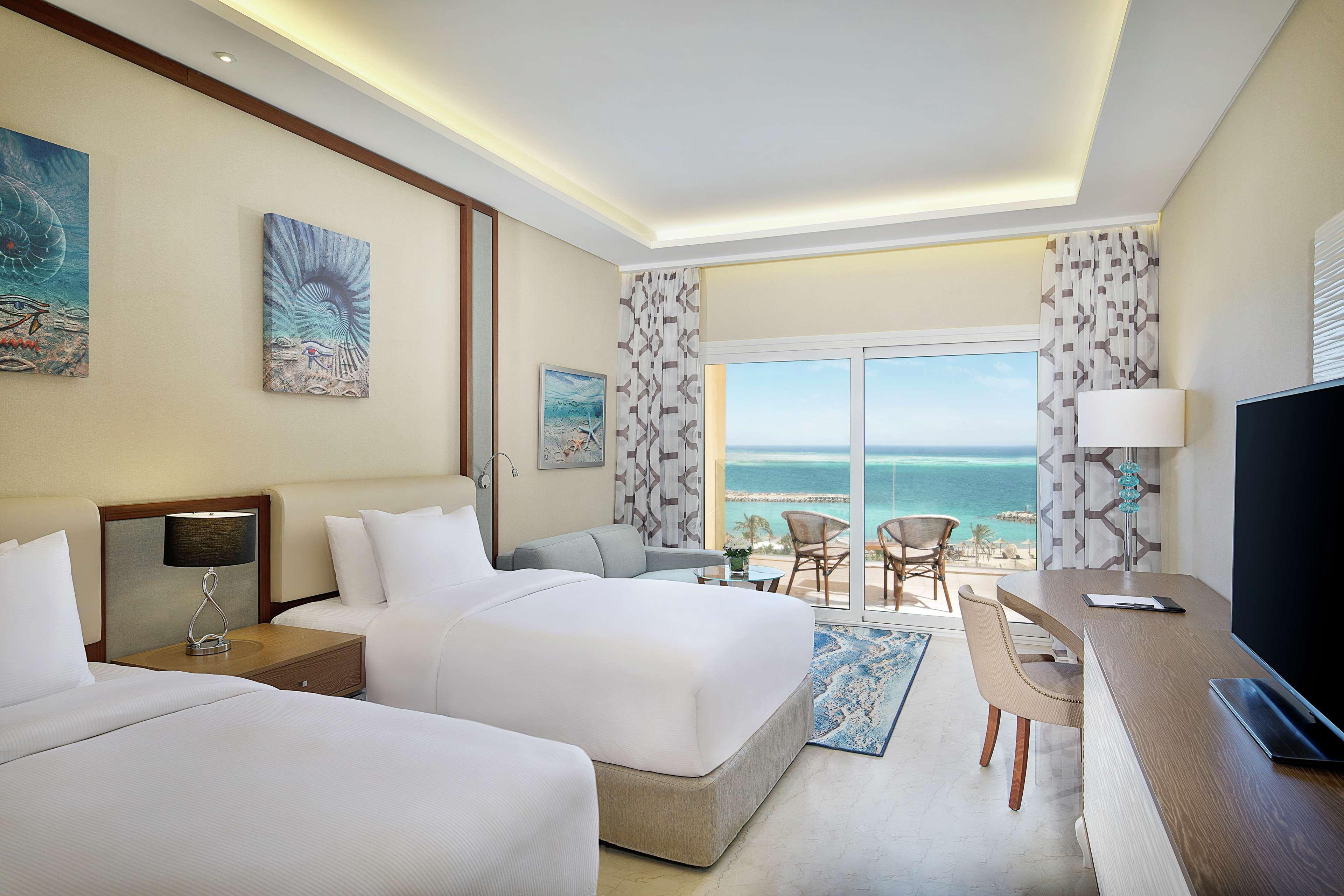 Hilton Hurghada Plaza Hotel Esterno foto Deluxe Room